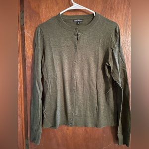 Lightweight cardigan sweater